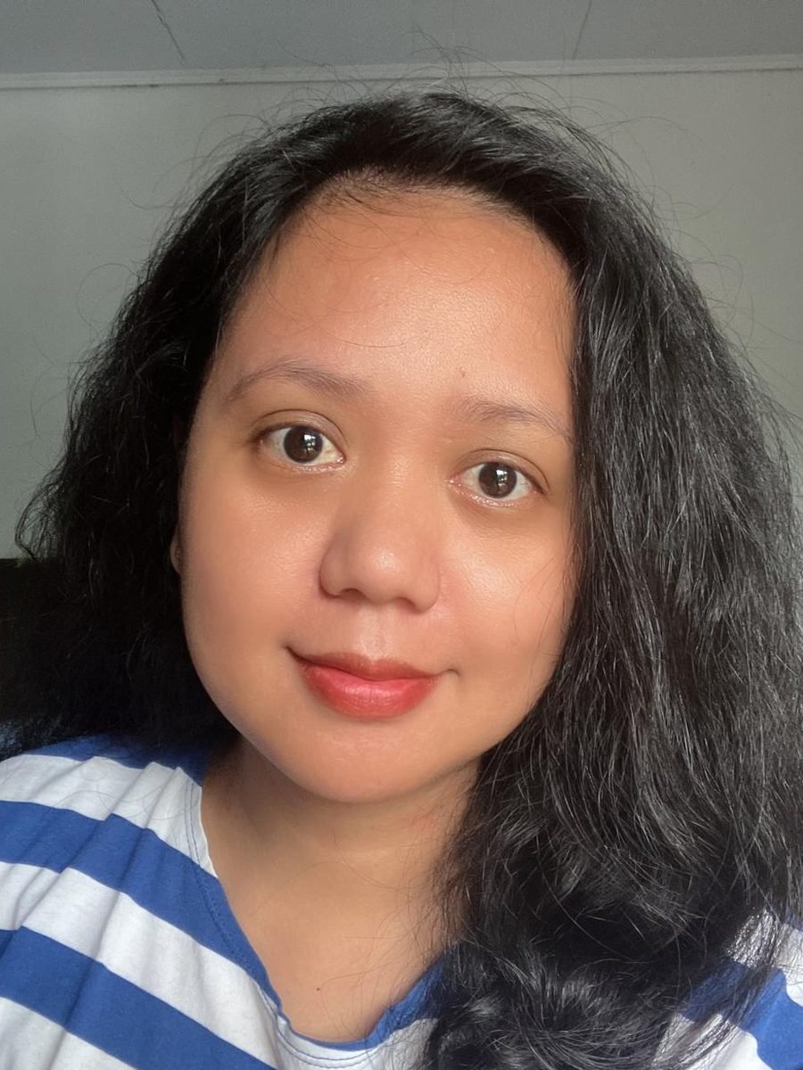 Dinah Madiadipura, Co-Founder and Managing Director of Artha